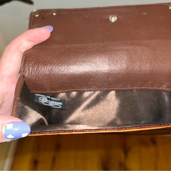 Brighton Brown Leather Wallet with Silver Hardware - Picture 3 of 8